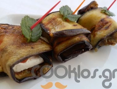 Η συνταγή της ημέρας: Γρήγορα και ελαφριά μελιτζανομπουρεκάκια